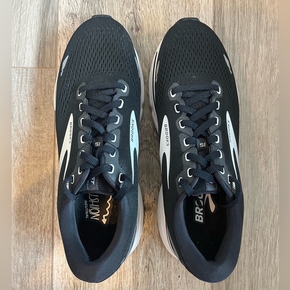 Brooks Ghost 15 Women’s Black and White Walking Running Shoes -size 8.5 - Picture 4 of 12